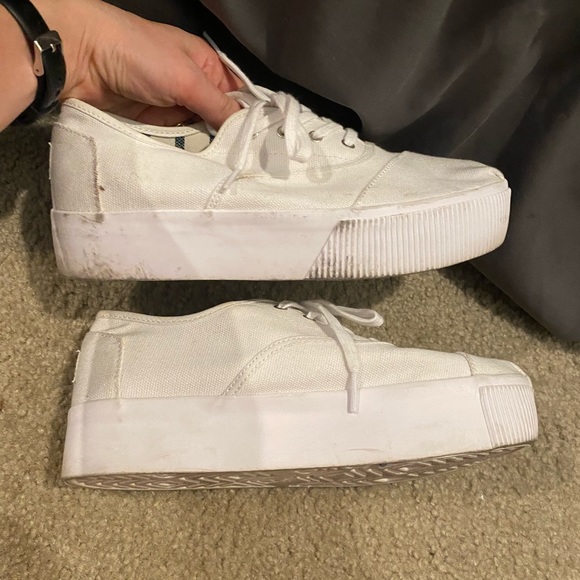 Lace up Platform TOMS - Picture 3 of 4